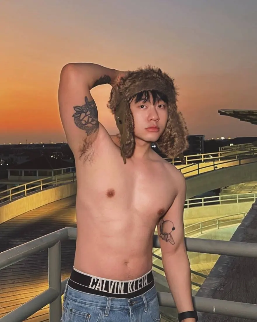 หิวนมจัง