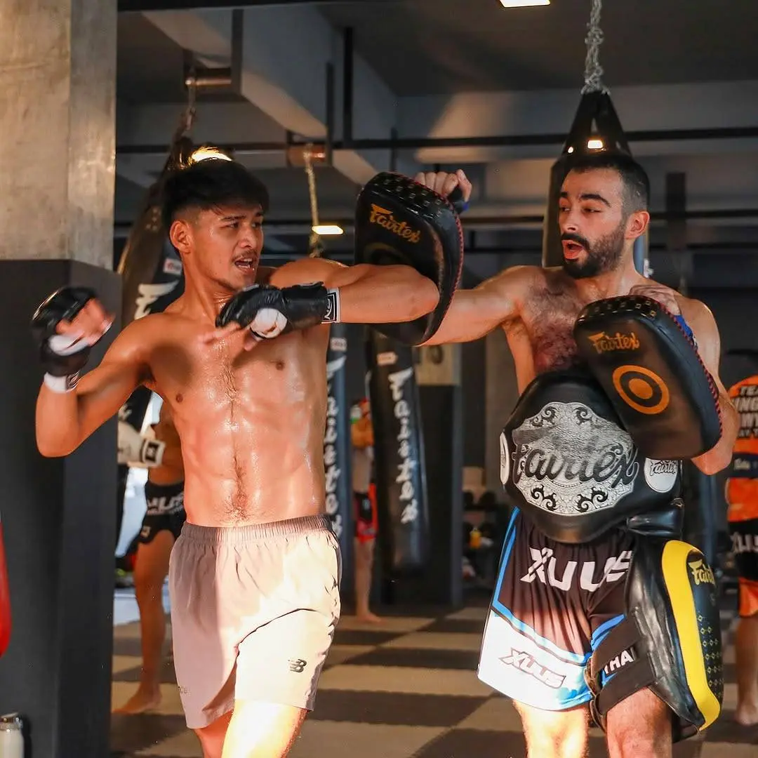 พร้อมมมมแตก