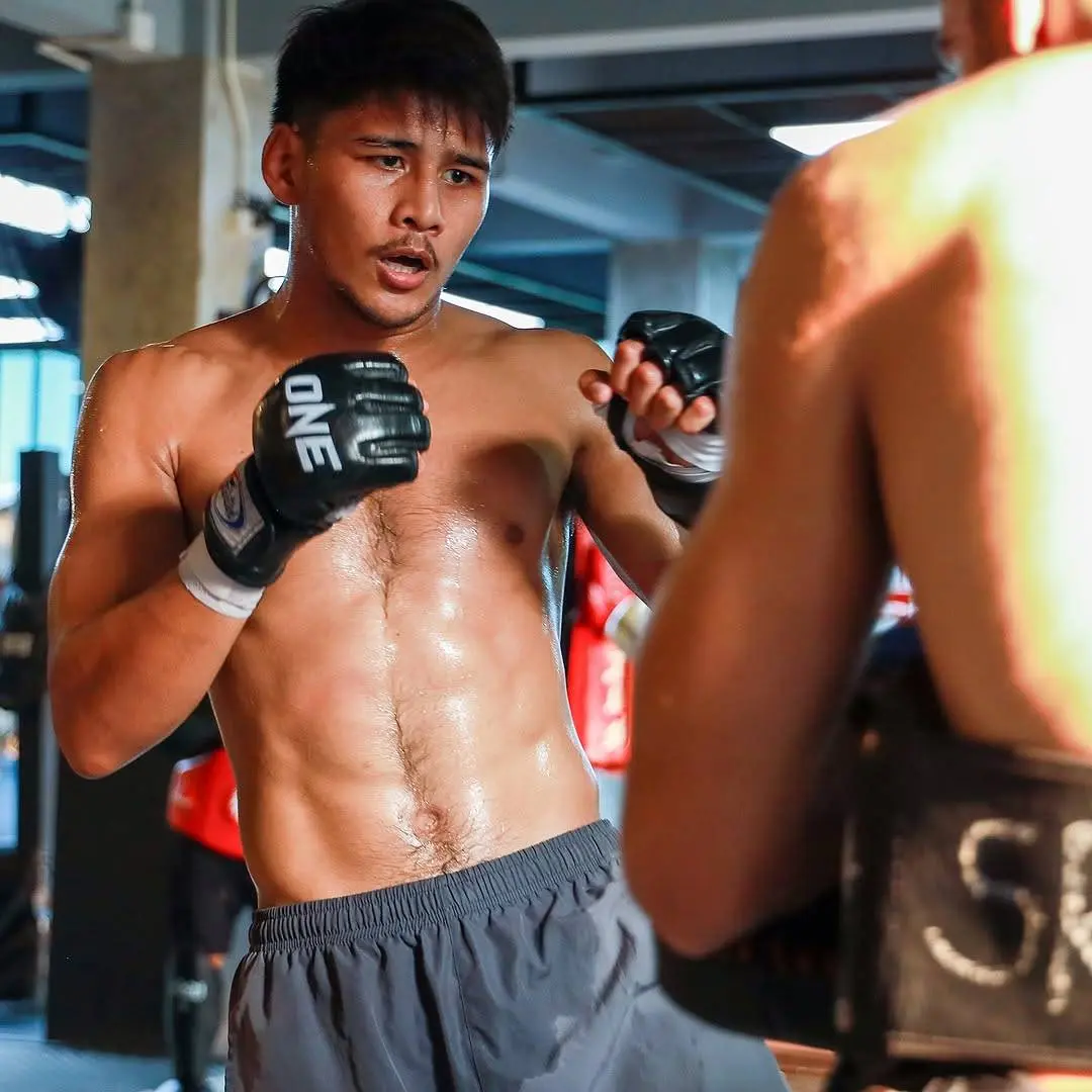 พร้อมมมมแตก