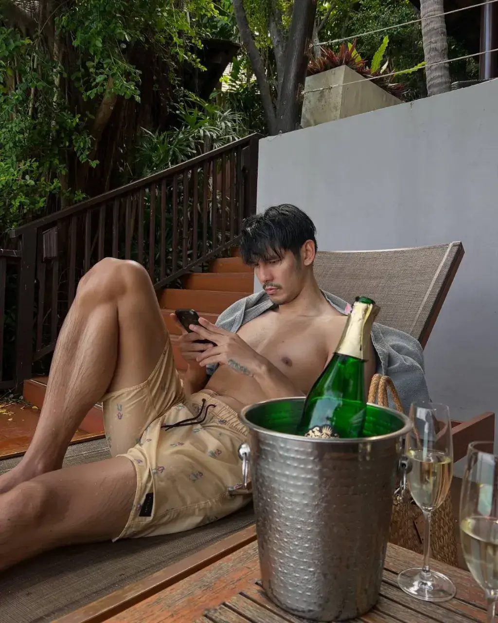 น่ากอดชิบหาย