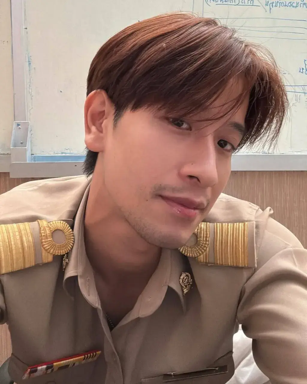 คลุๆชิคๆ