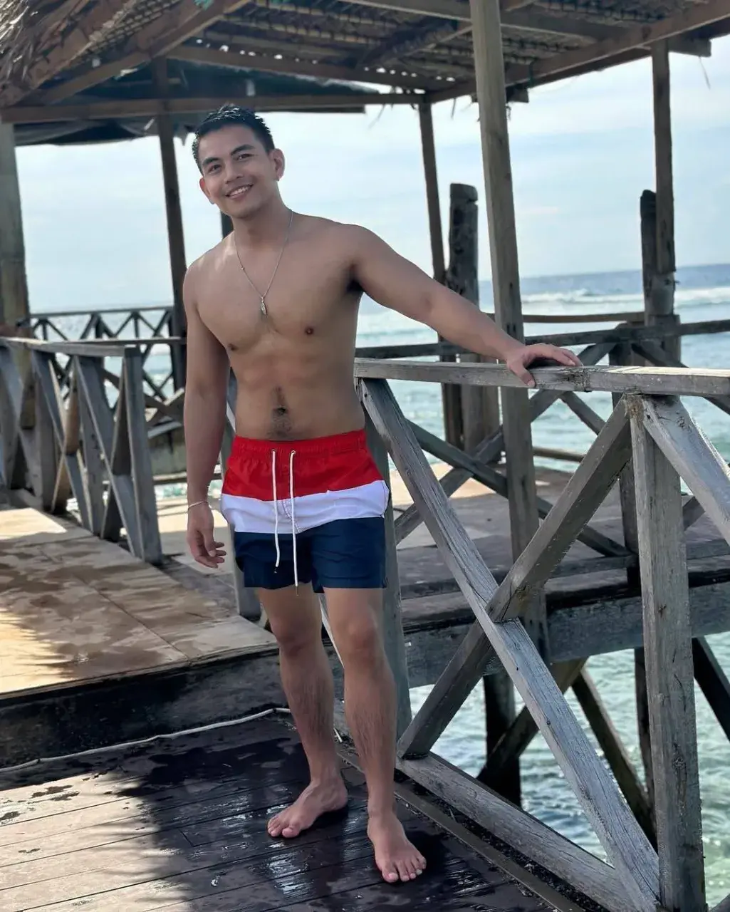 ทะเลร้อนรัก