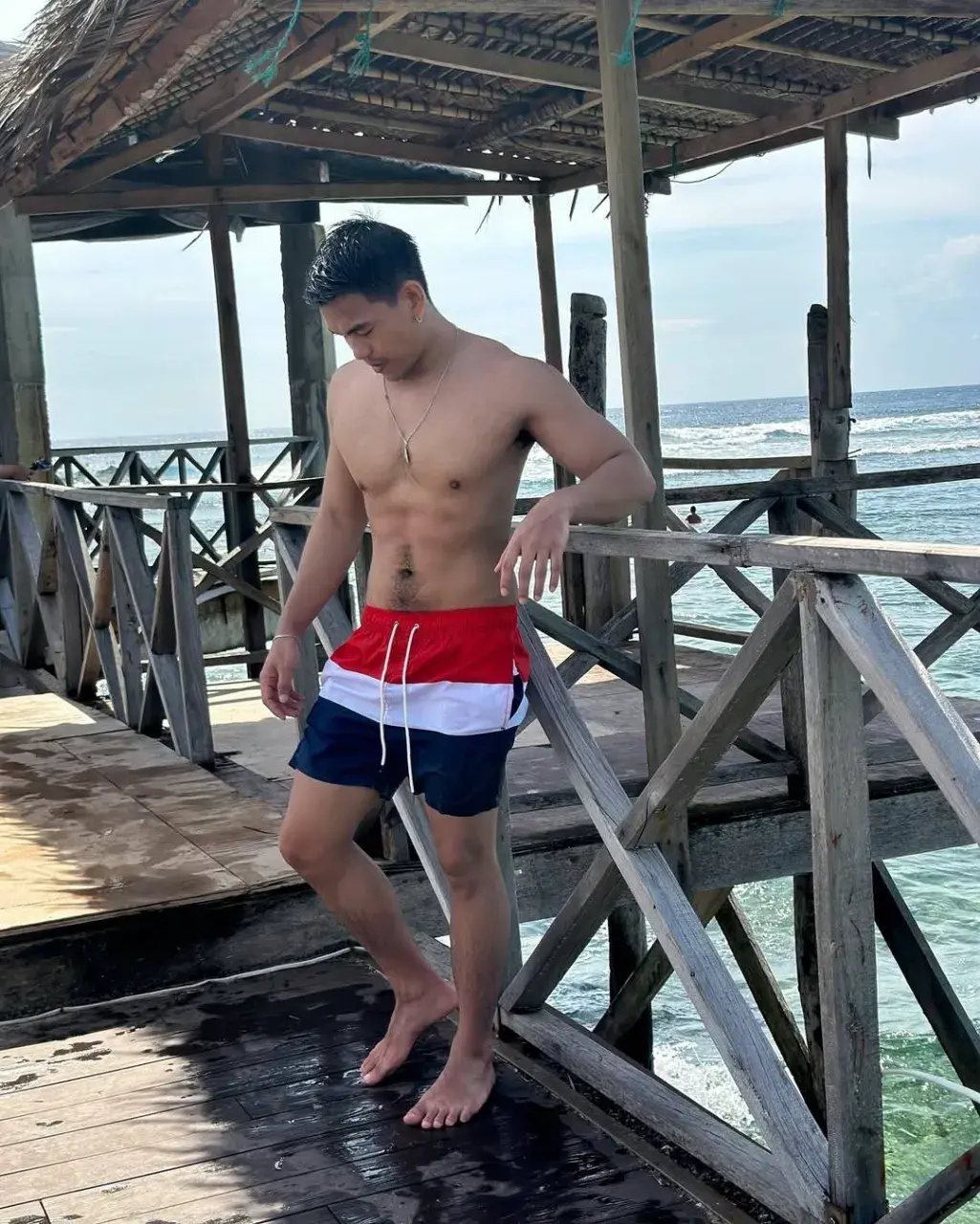 ทะเลร้อนรัก