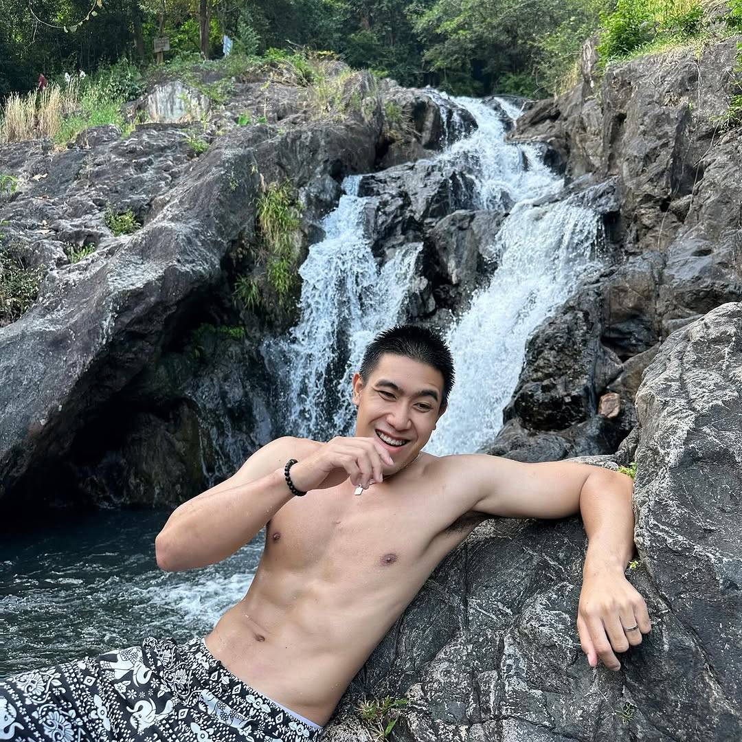 ทะเลร้อนรัก