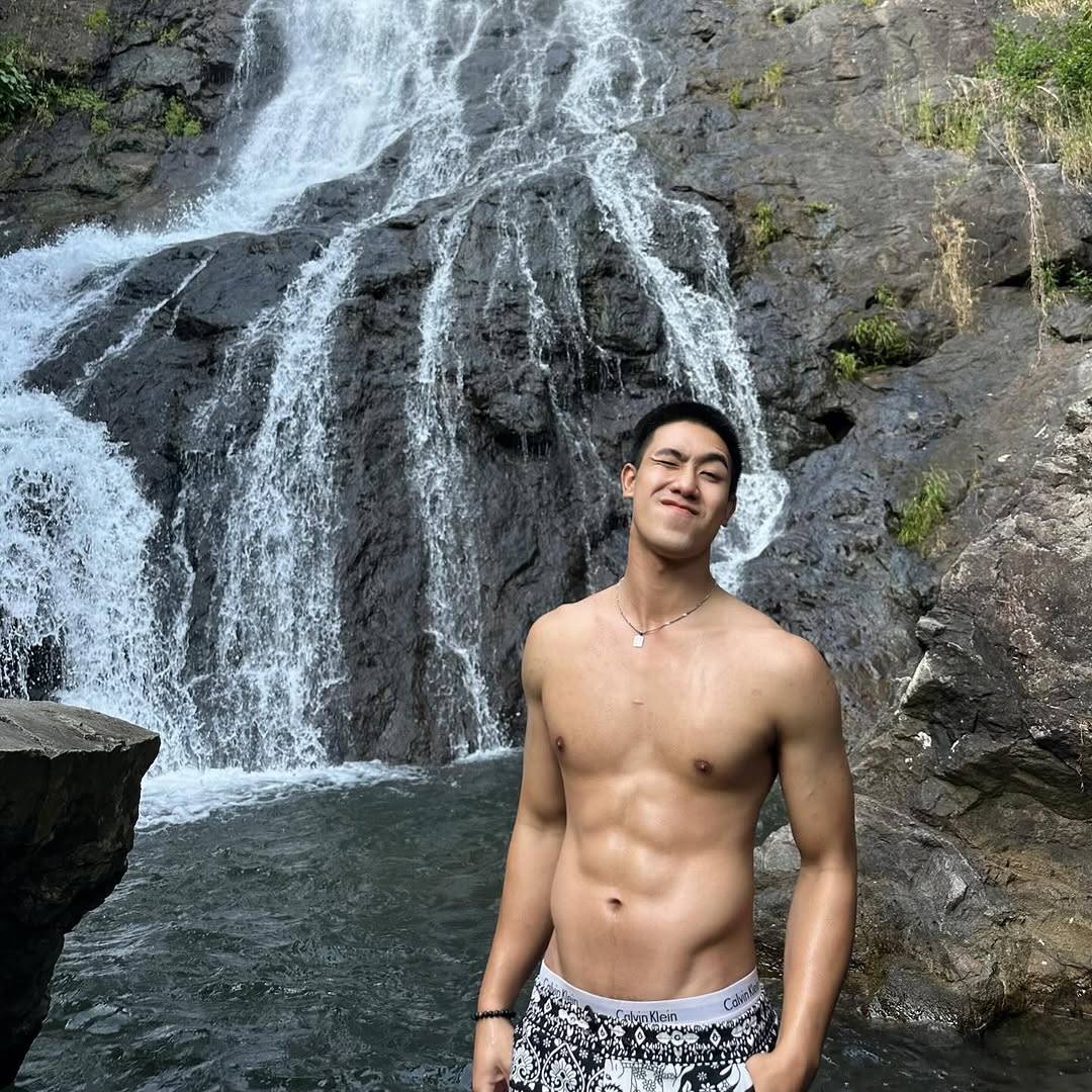 ทะเลร้อนรัก