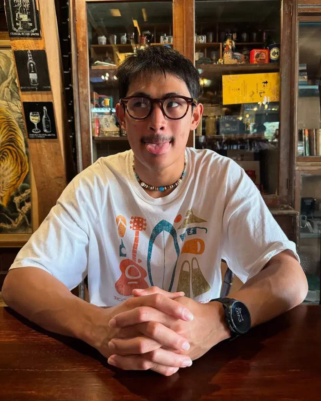 ตาฮักหลาย