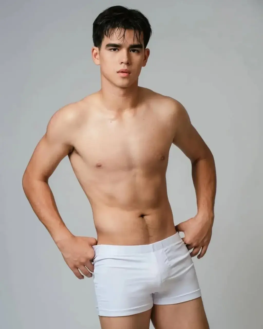 Swimsuit : Jirayu Jack Tucker