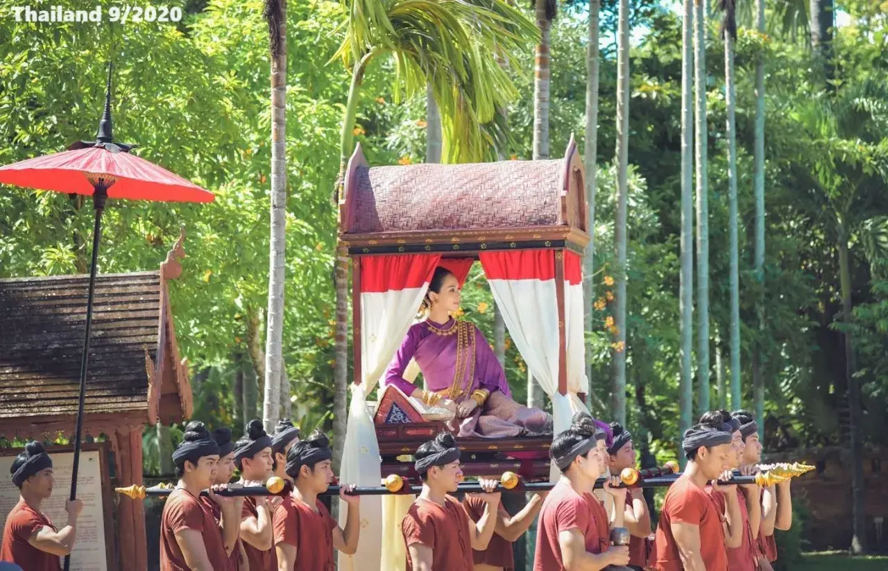 Lanna Costumes by Bint Sireethorn and Her Team 🇹🇭