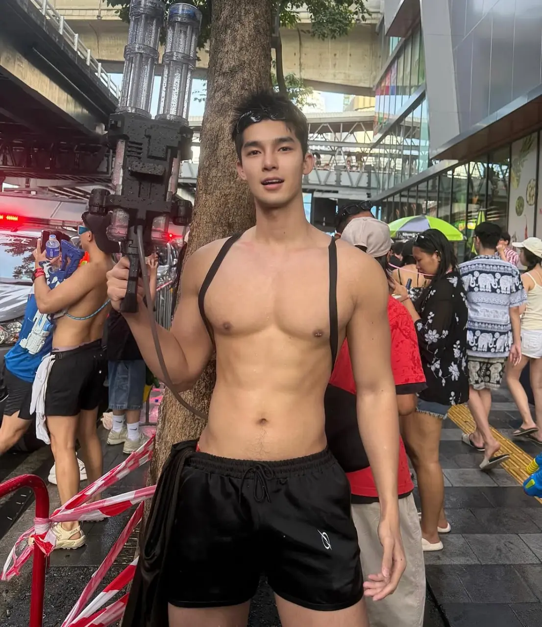สงกรานต์เจนจัดจ้าน