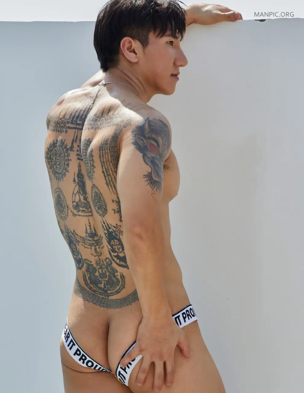 Photobook : AWESOME 32 - June