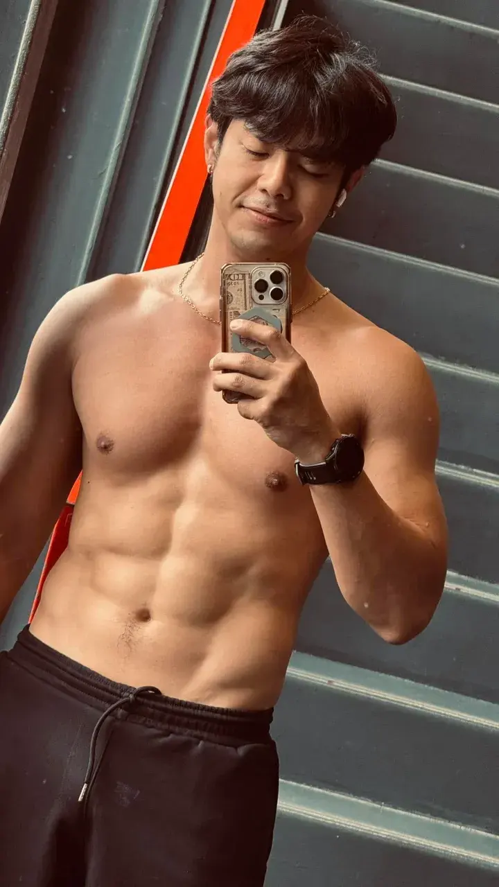 พี่อ่าาาาาาส์ อาร์ตตตต