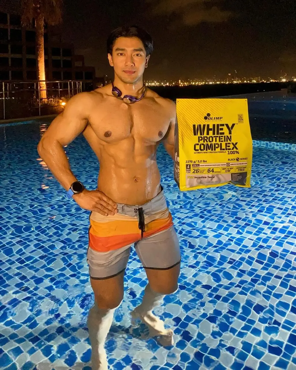 Physique : Nitisart Jakborvornphan