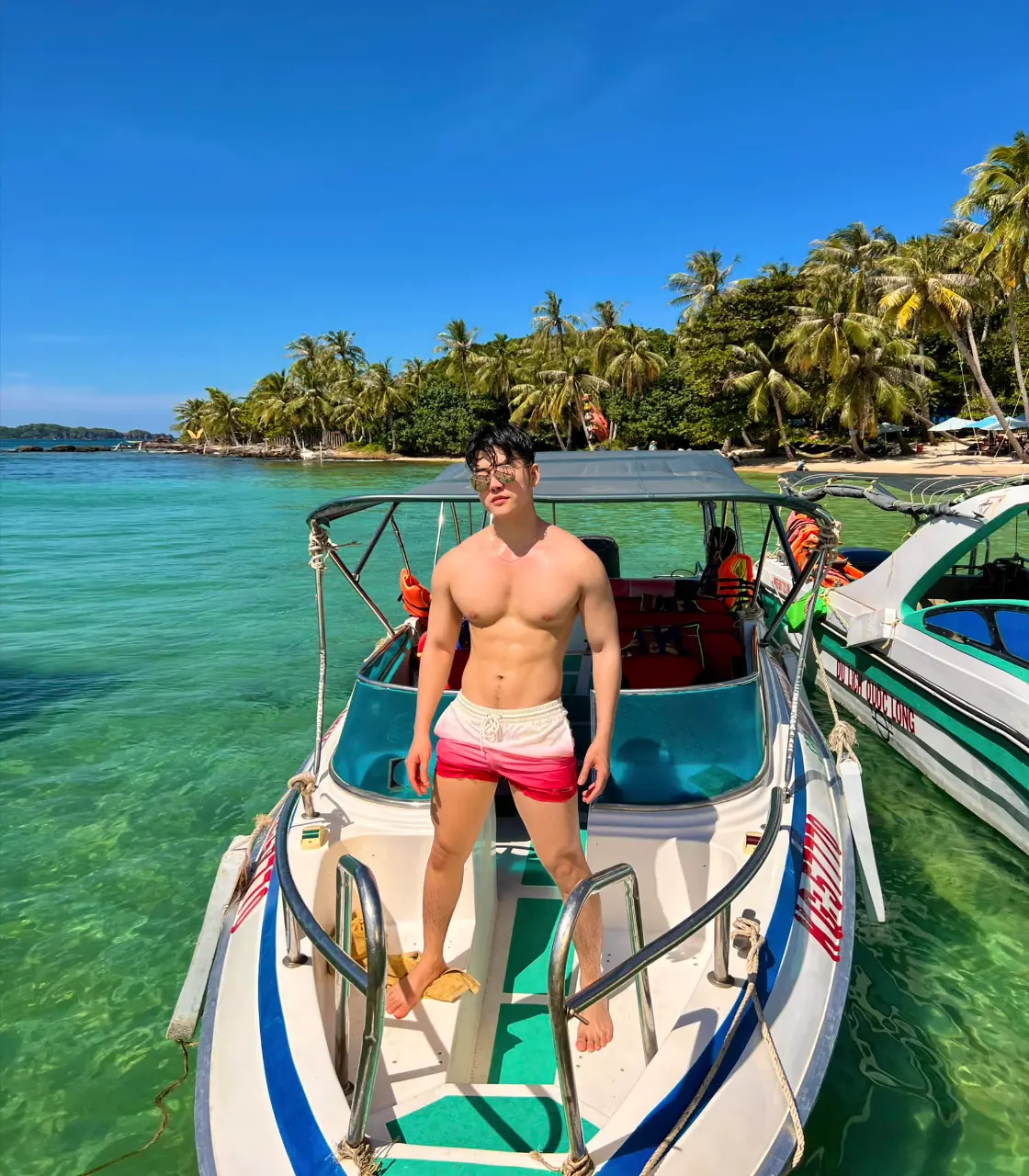 Beauty Expert : Phạm Anh Phi