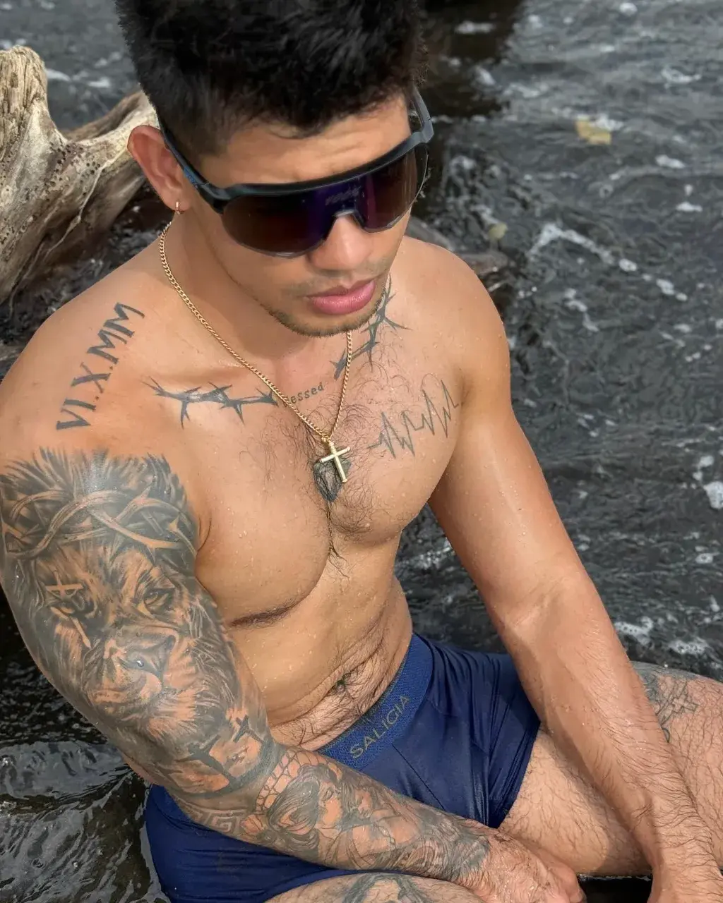 หวานอม ขมก็จะกลืน