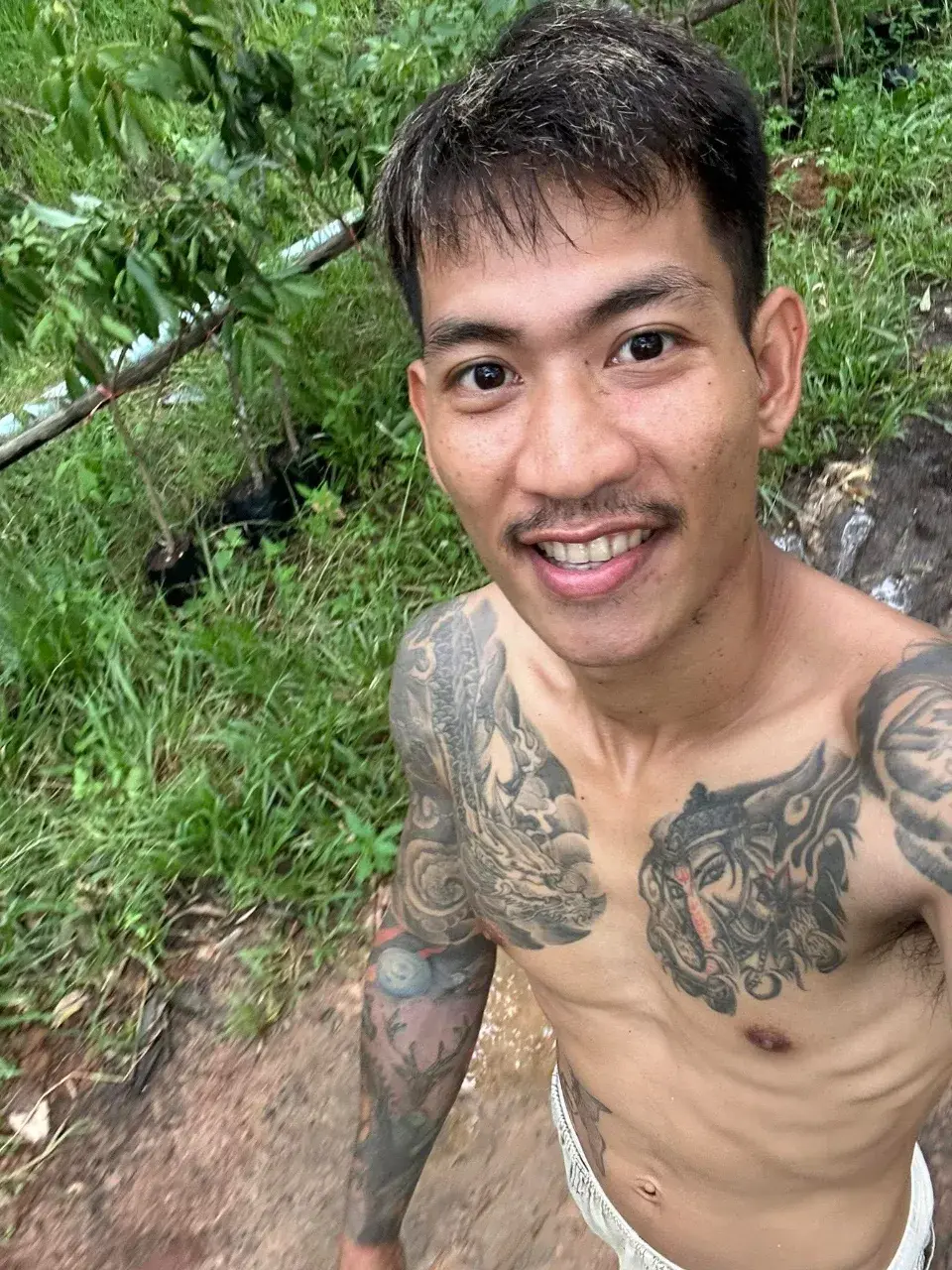 หวานอม ขมก็จะกลืน