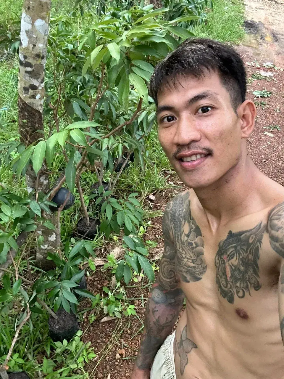 หวานอม ขมก็จะกลืน