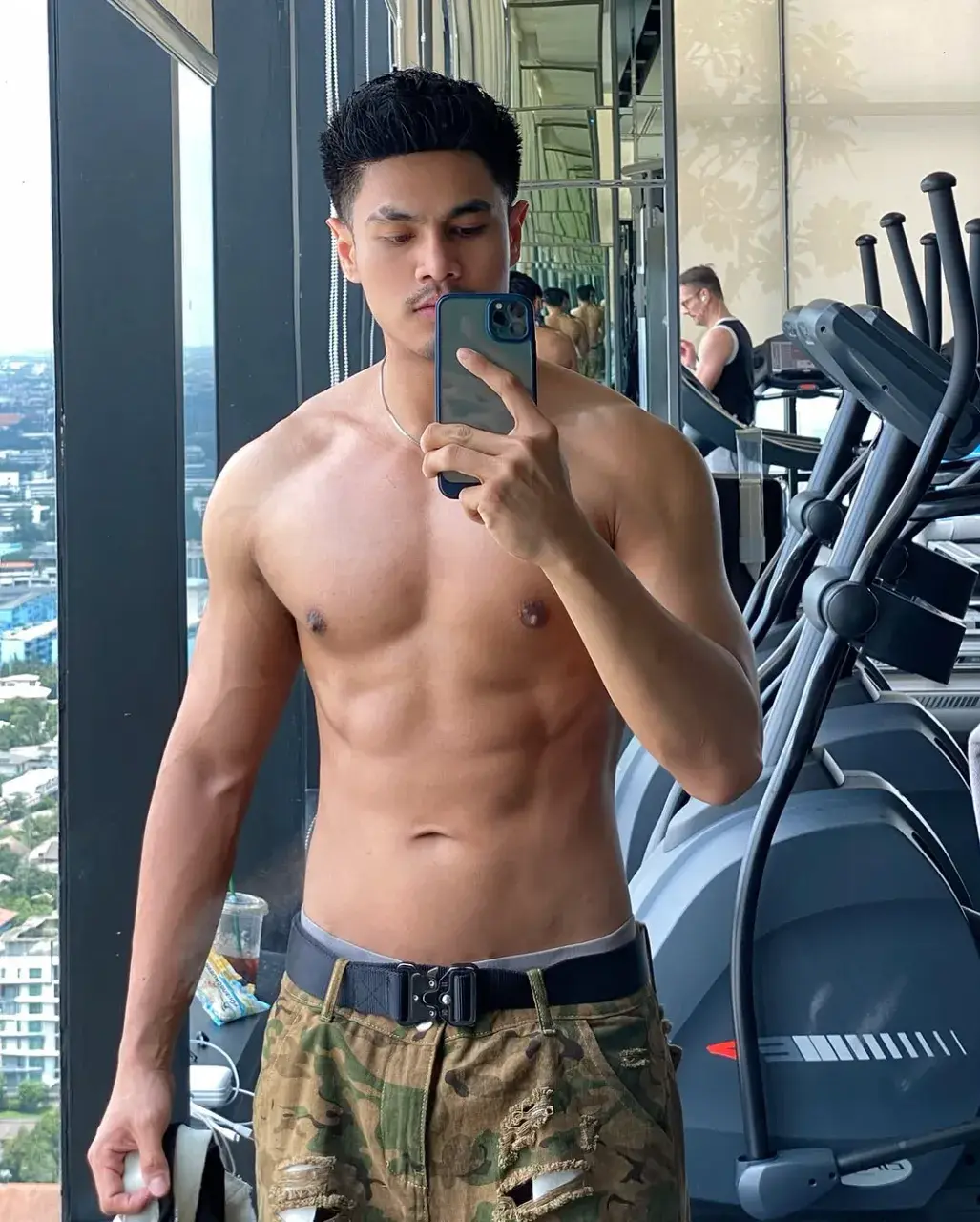 หลงสวาทไม่อาจลืม