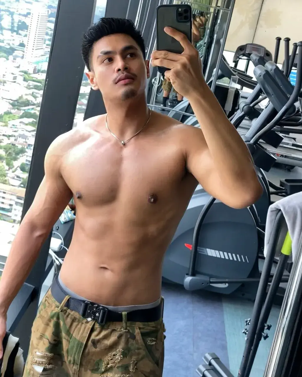 หลงสวาทไม่อาจลืม