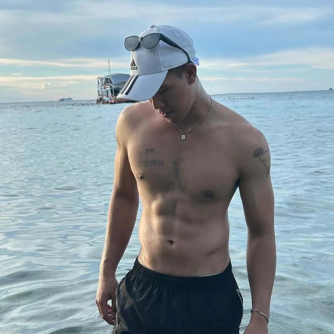 แลกลิ้นมันที่รัก