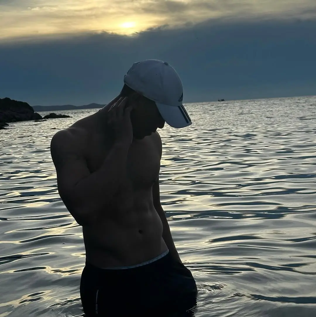 แลกลิ้นมันที่รัก