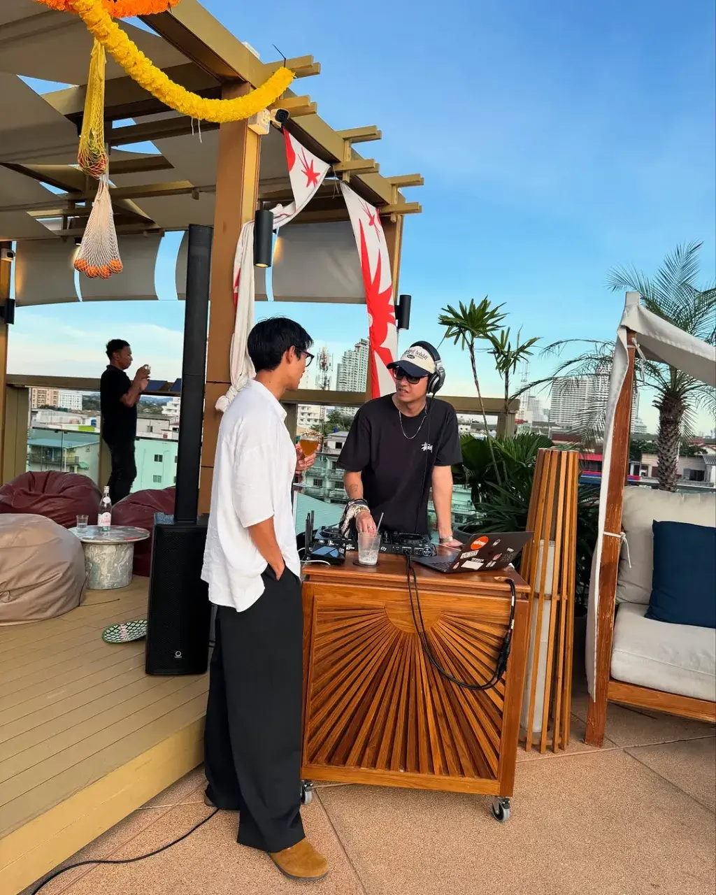 แลกลิ้นมันที่รัก