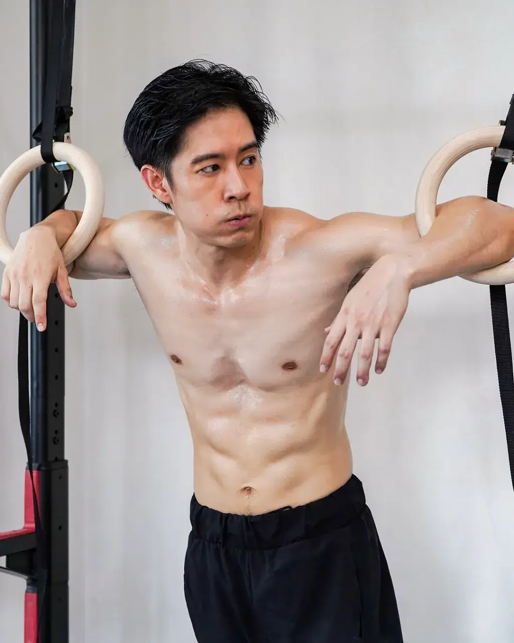 พี่อัค ดาวร้ายแสนแซ่บ