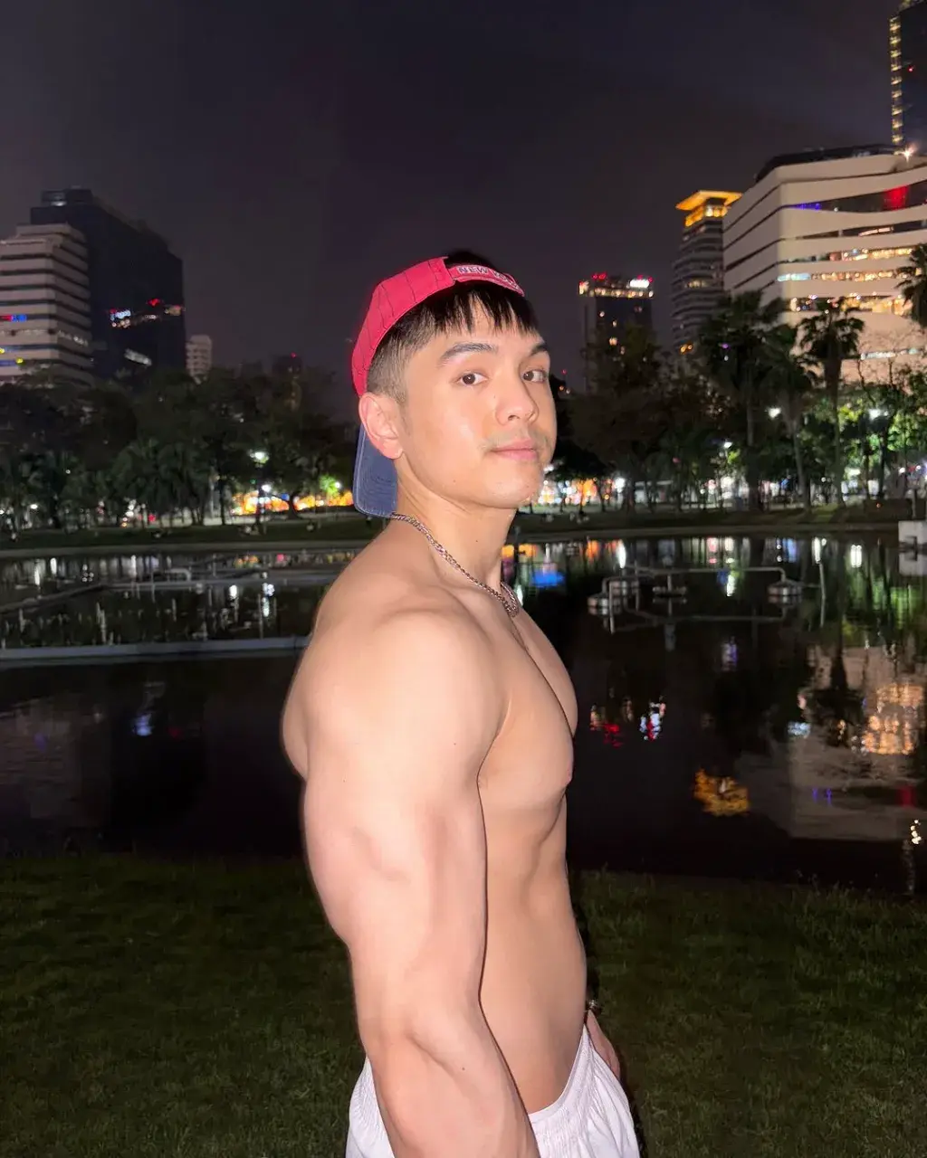 กล้ามนั้นทำฉ้านนนเสว