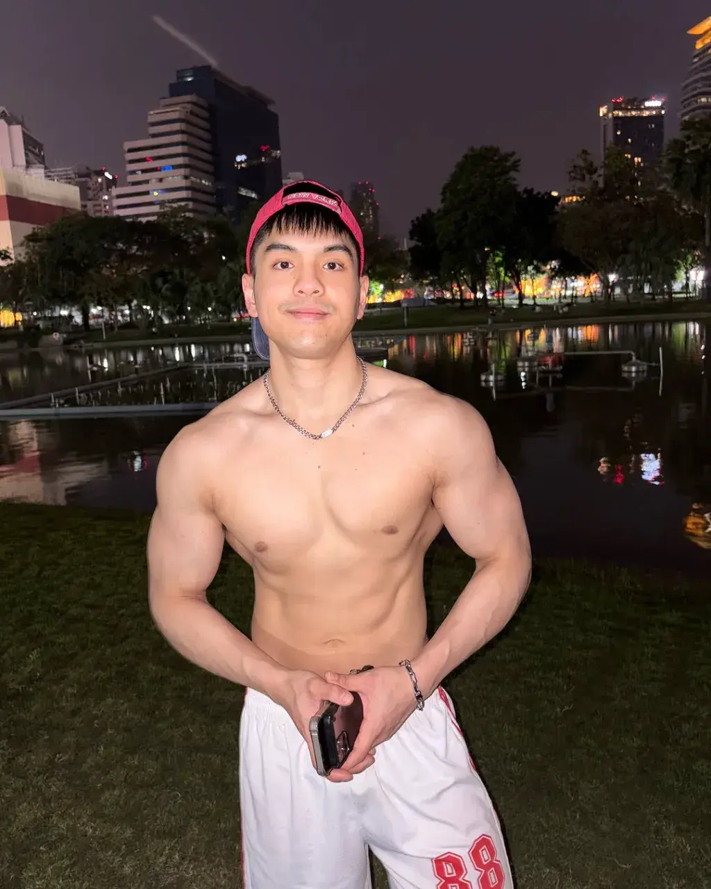 กล้ามนั้นทำฉ้านนนเสว