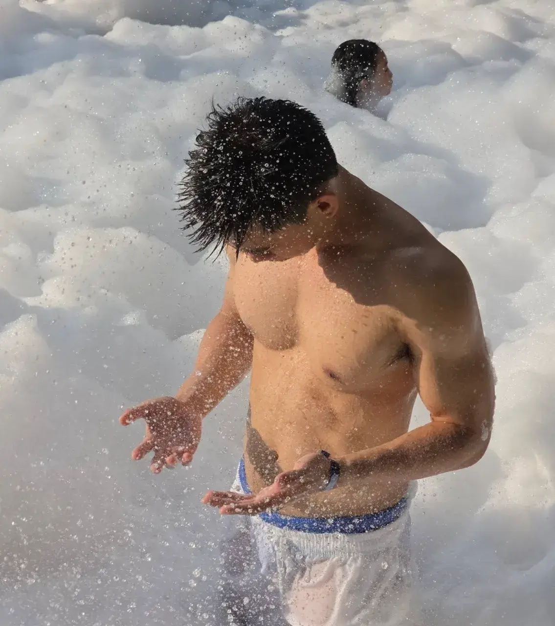 ไล่ลงคลังผัว