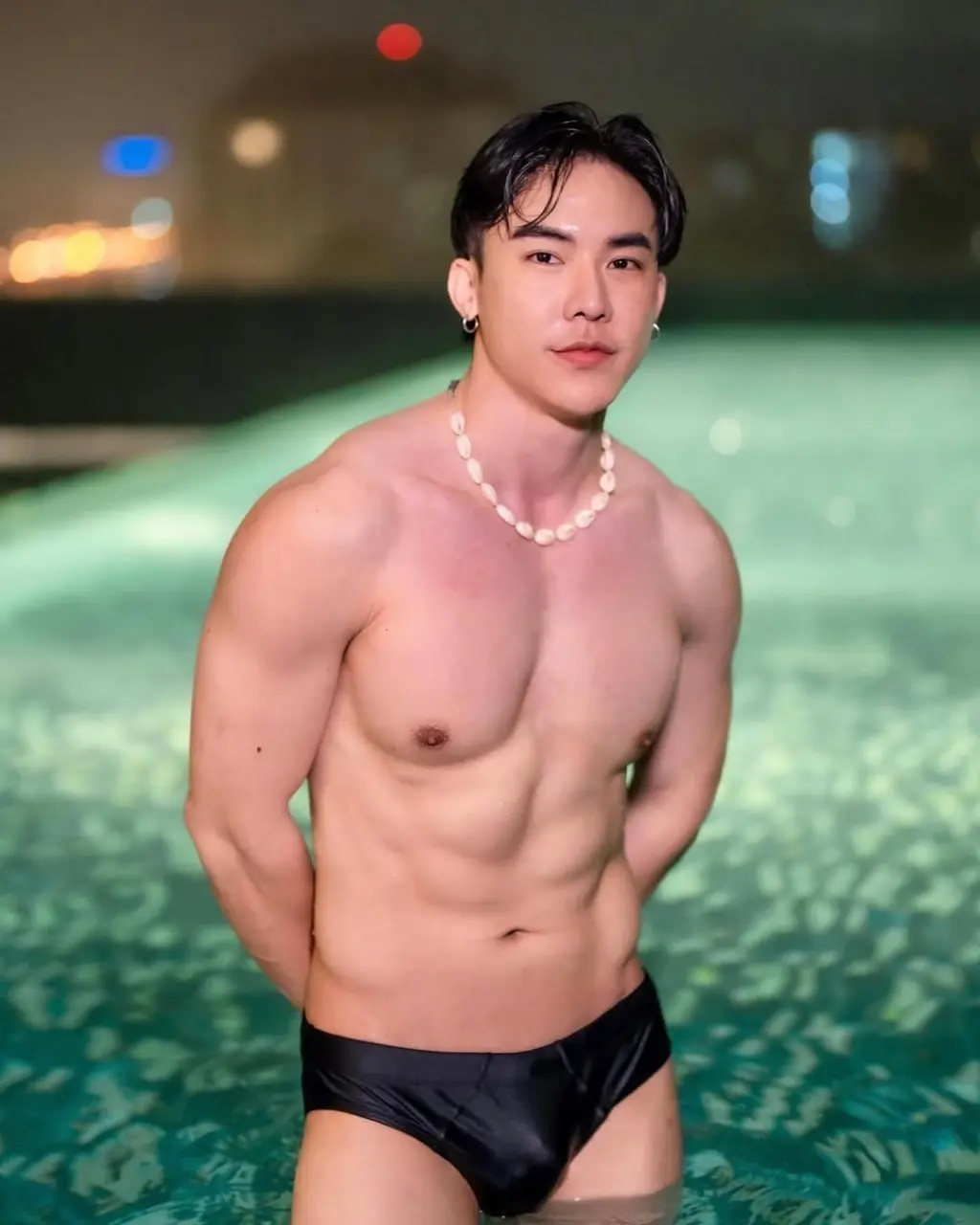 Swimsuit : Chattanatip Suranna
