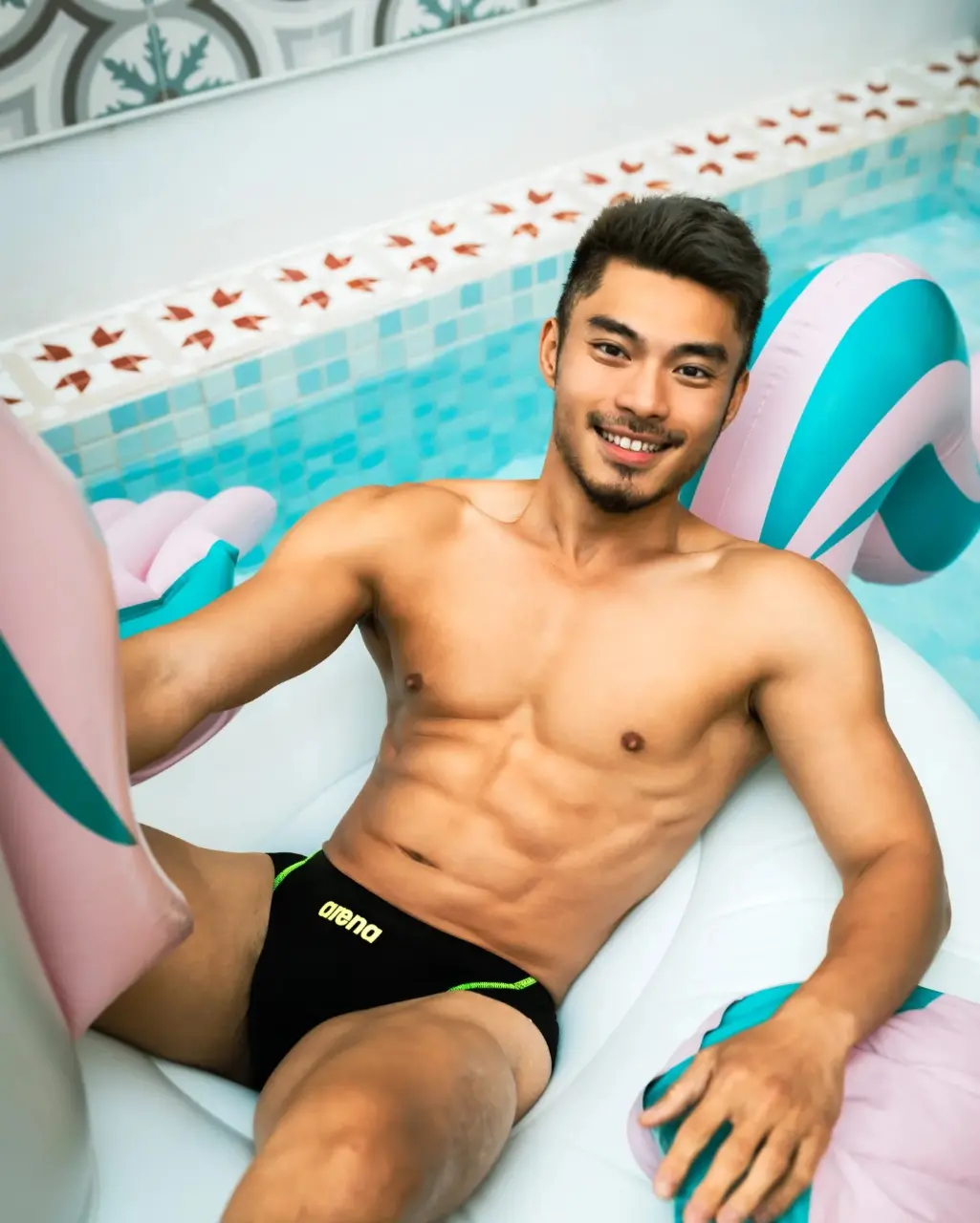 Picked up from 男神遊園地