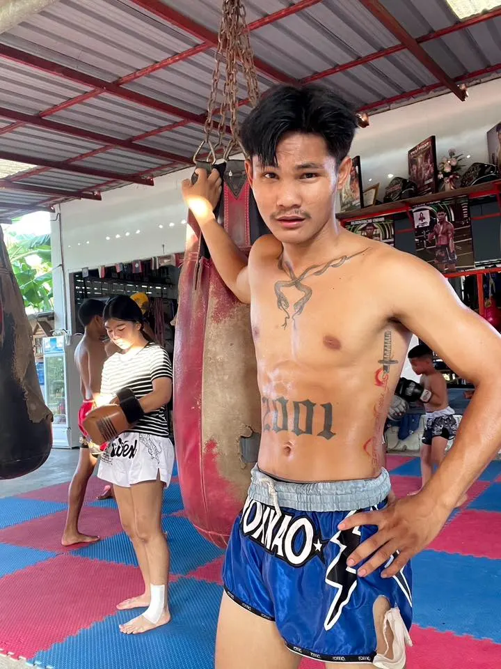 จะมวยให้สุดลำโค้ก