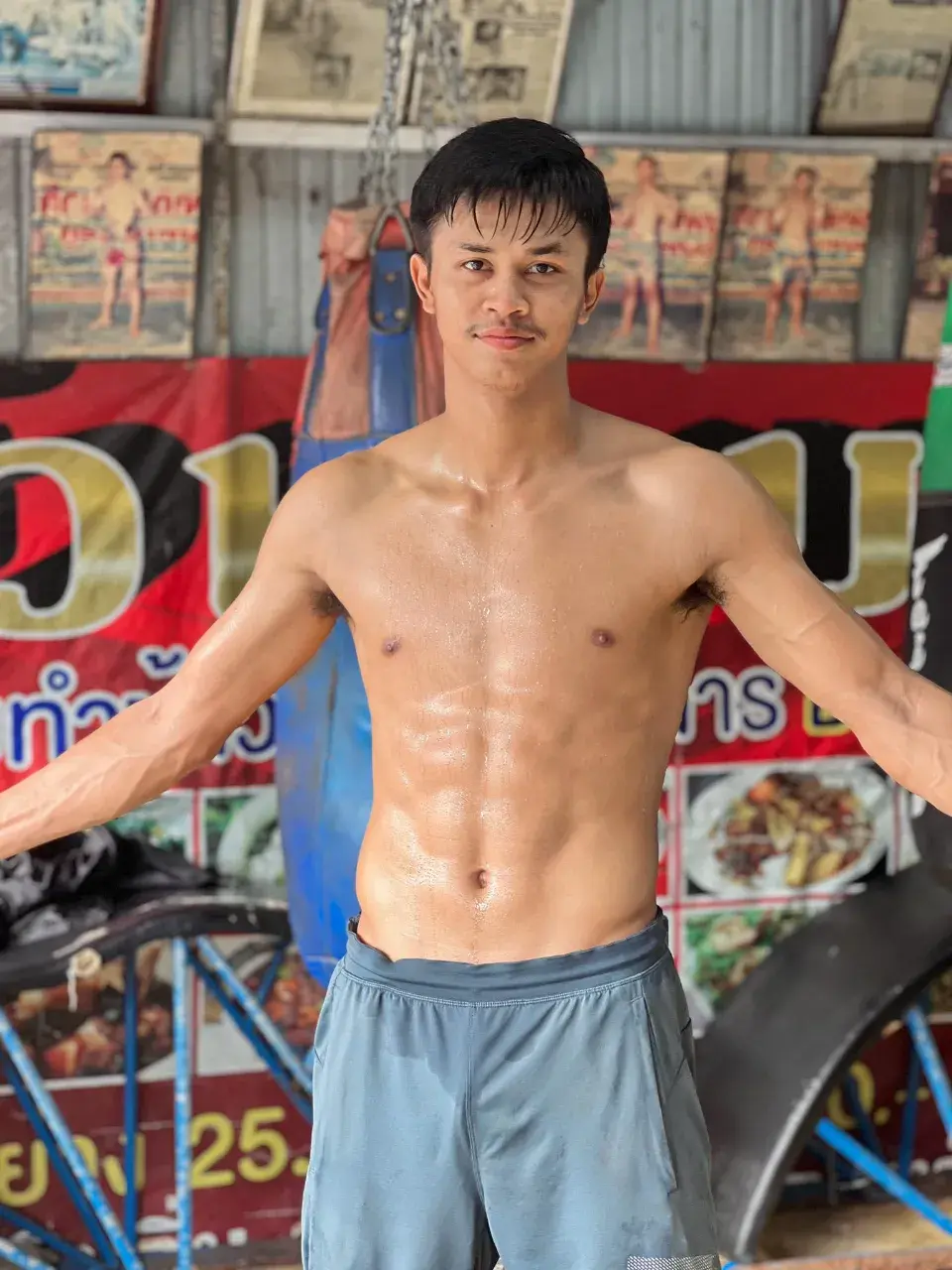 คลังเก็บไว้ มวยโค้ก