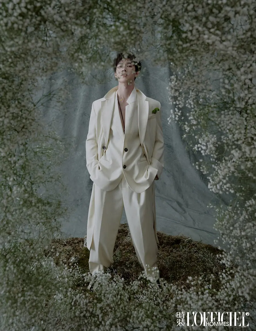 Li Yunrui @ L’OFFICIEL HOMMES China March 2025
