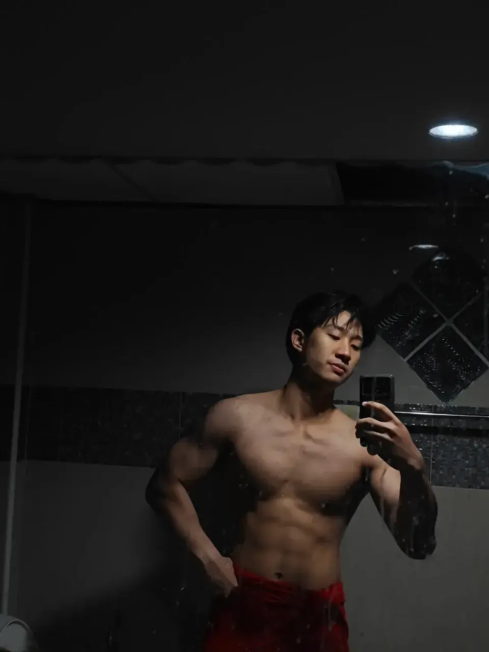 จุ่มนมแล้วเลีย