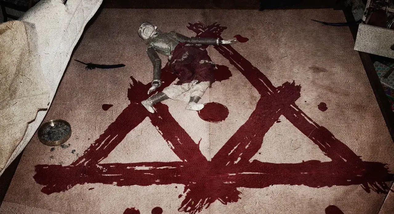 Scenes from Thai Movie "HOME FOR RENT"