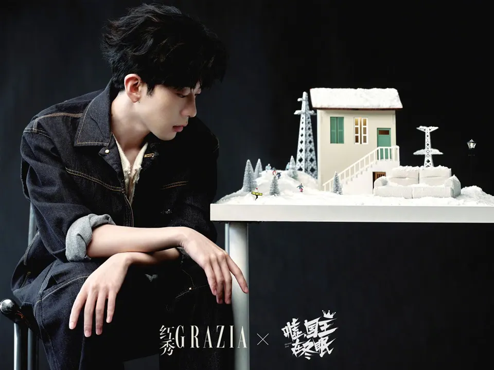 Fei Qiming & Zeng Keni @ GRAZIA China April 2025