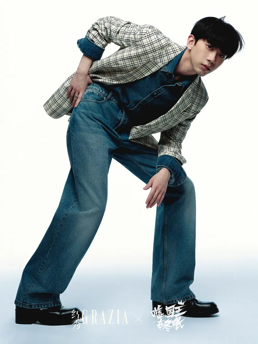 Fei Qiming & Zeng Keni @ GRAZIA China April 2025