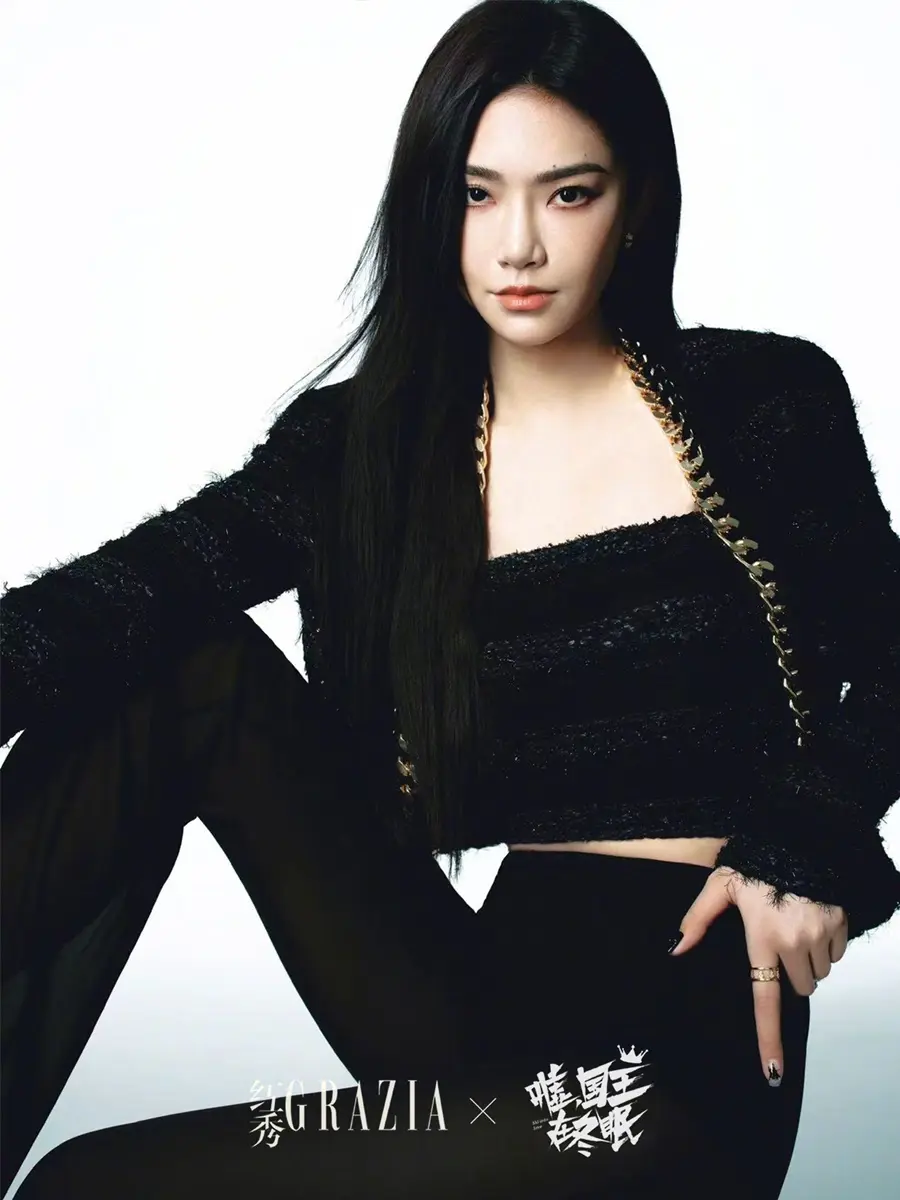 Fei Qiming & Zeng Keni @ GRAZIA China April 2025