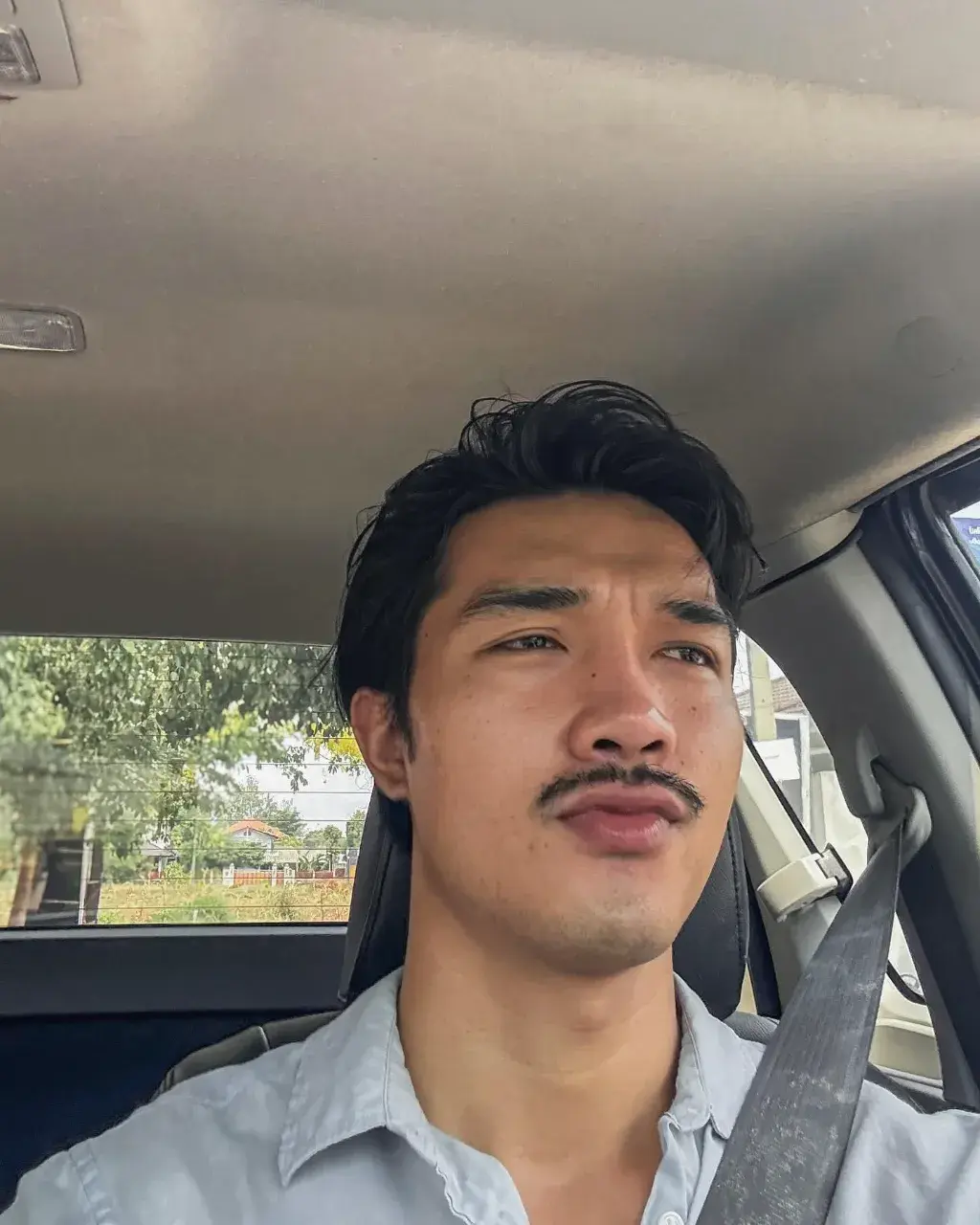 เสวปี๊พี่หนวด