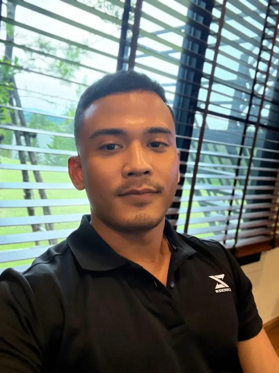 เสวปี๊พี่หนวด