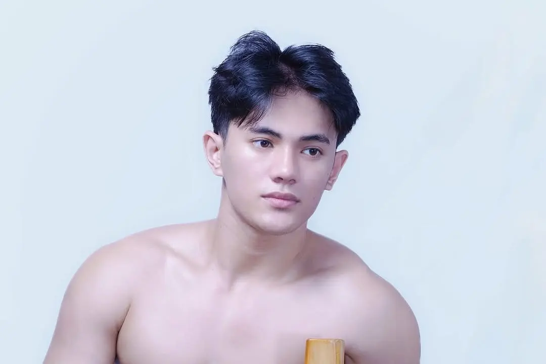 Model & Live Streamer : Billy Yatar