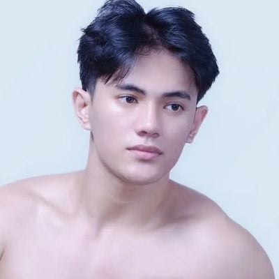 Model & Live Streamer : Billy Yatar
