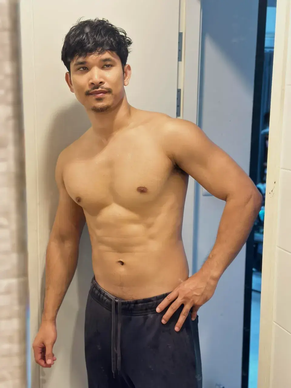 วันหยุดอยากเจอหุ่นแรงงานแบบนี้