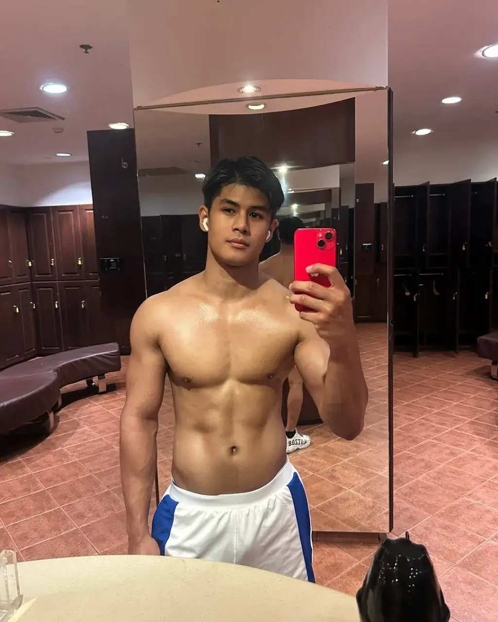 ยิ้มเก่ง