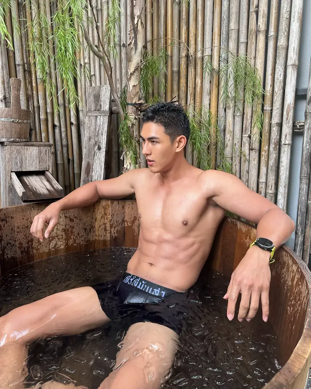 หลงรักฮี