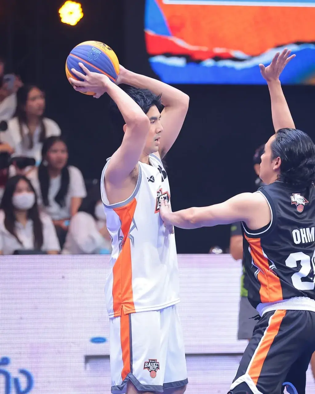 ไม่ต้องถอดน่ากอดมาก