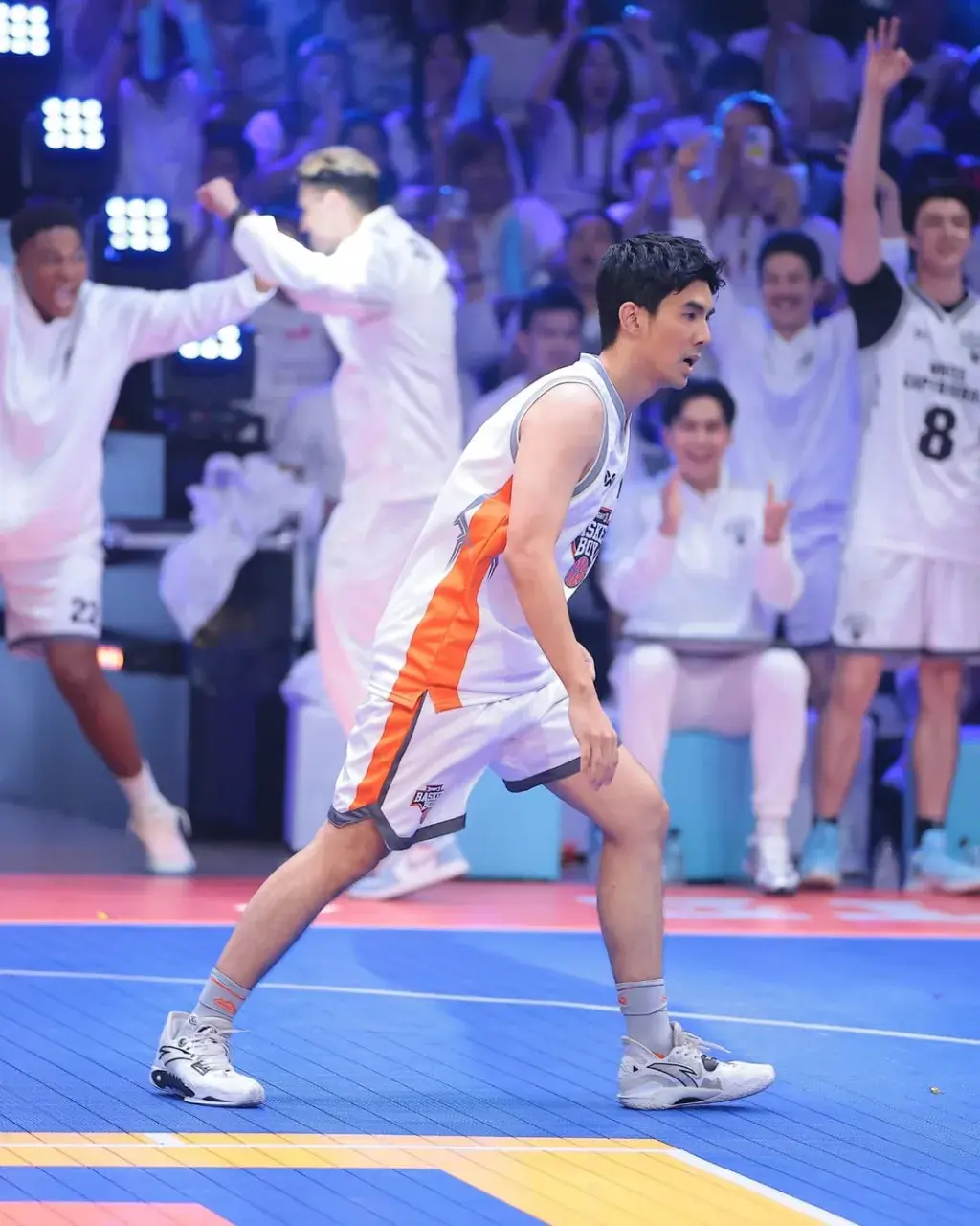 ไม่ต้องถอดน่ากอดมาก