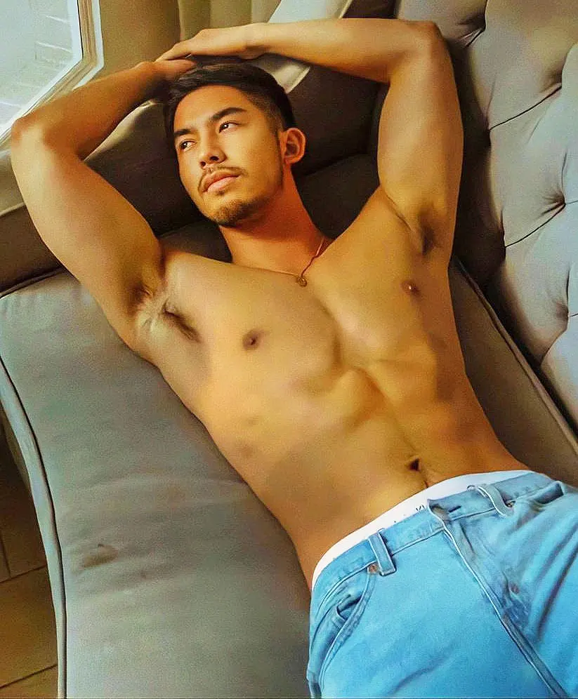 Actor & singer : Tony Labrusca