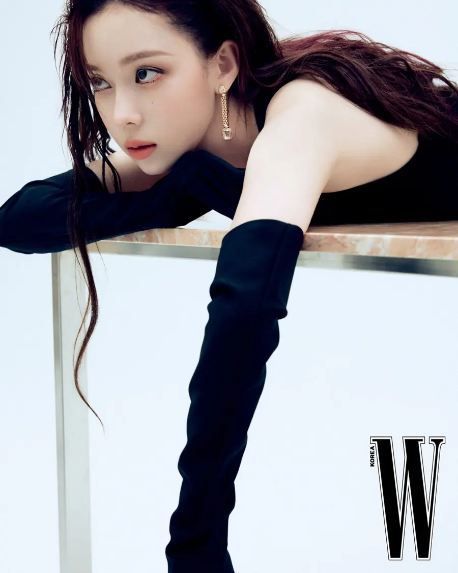 (aespa) WINTER @ W Korea May 2025